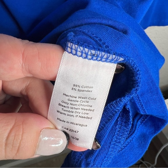 Talbots Royal Blue 3 Quarter inch top - Picture 3 of 7